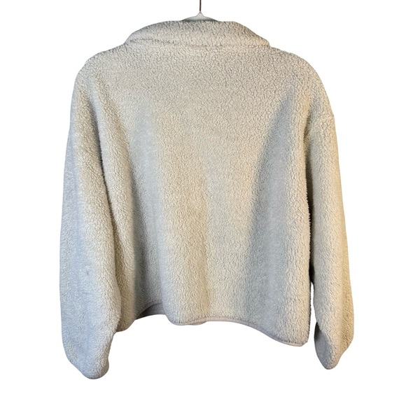 H&M Cream Teddy Fleece Textured Fabric Cropped Oversized Size M Cozy Neutral - Picture 2 of 13